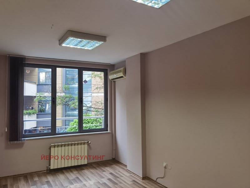 Do wynajęcia  Biuro Sofia , Iztok , 88 mkw | 92119900 - obraz [2]