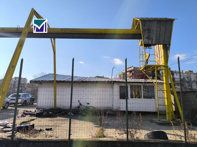Дава под наем  Пром. помещение град Враца , Дъбника , 1301 кв.м | 47148214 - изображение [3]