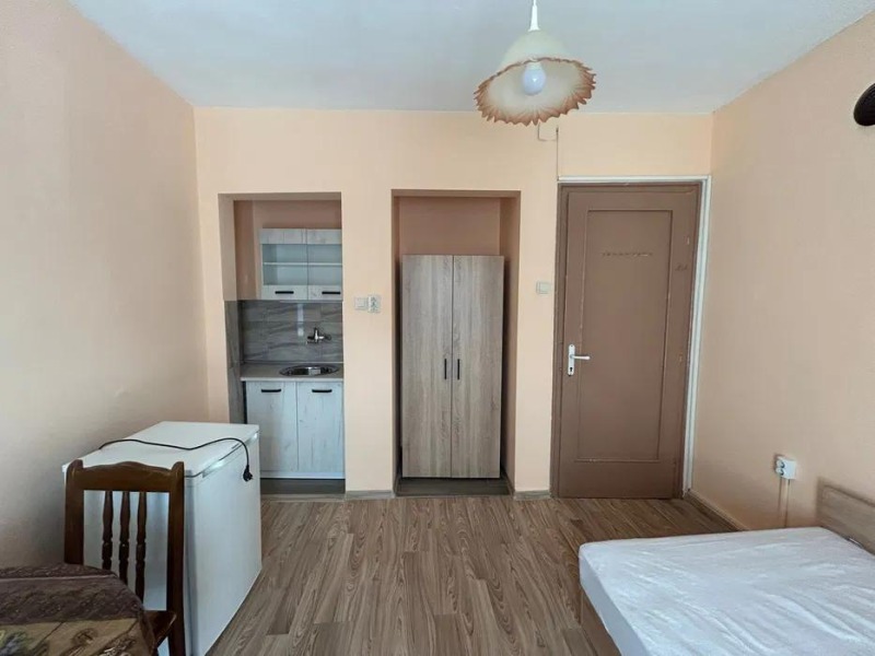 Te huur  Kamer Plovdiv , Tsentar , 16 m² | 41312911