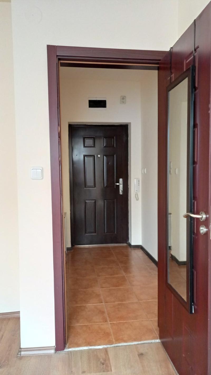 Издаје се  1 спаваћа соба Софија , Младост 1А , 54 м2 | 51680068 - слика [6]