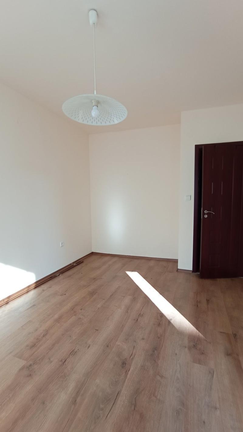 Издаје се  1 спаваћа соба Софија , Младост 1А , 54 м2 | 51680068 - слика [3]