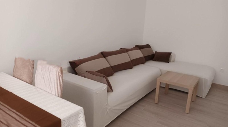 Para alugar  1 quarto Sofia , Ovtcha kupel , 60 m² | 14910642
