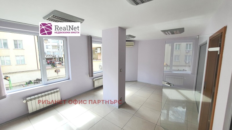 Te huur  Kantoor Sofia , Meditsinska akademija , 160 m² | 27142843