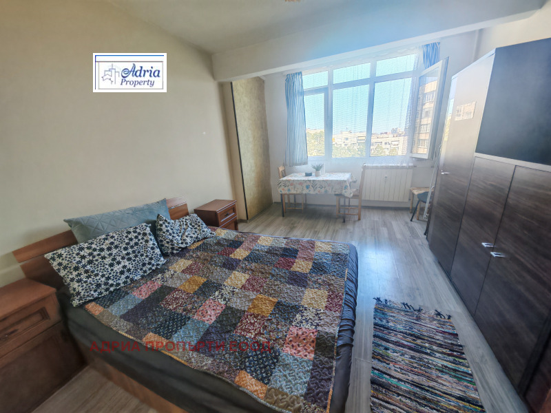 A louer  Studio Sofia , Darvenitsa , 25 m² | 48311448