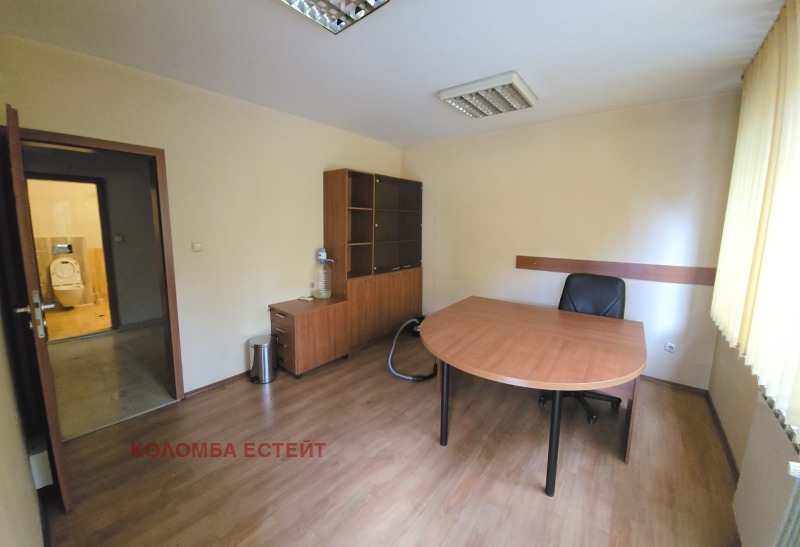 Te huur  Kantoor Sofia , Gotse Deltsjev , 150 m² | 31868249 - afbeelding [3]