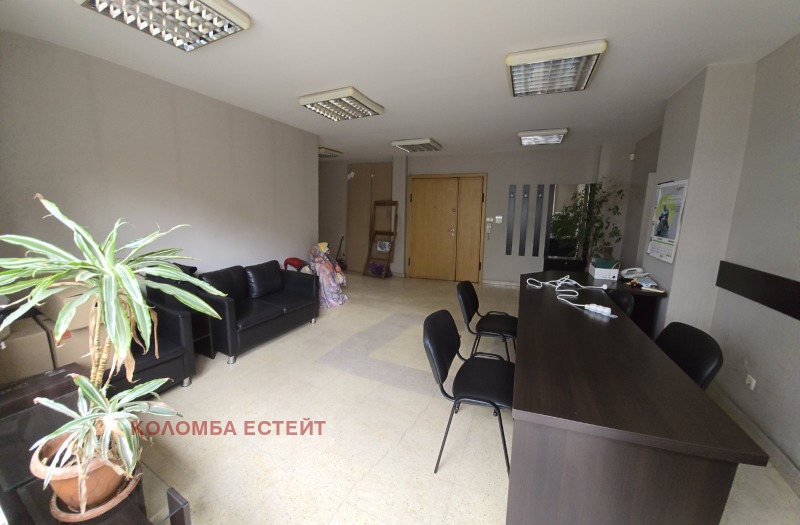 Te huur  Kantoor Sofia , Gotse Deltsjev , 150 m² | 31868249 - afbeelding [7]