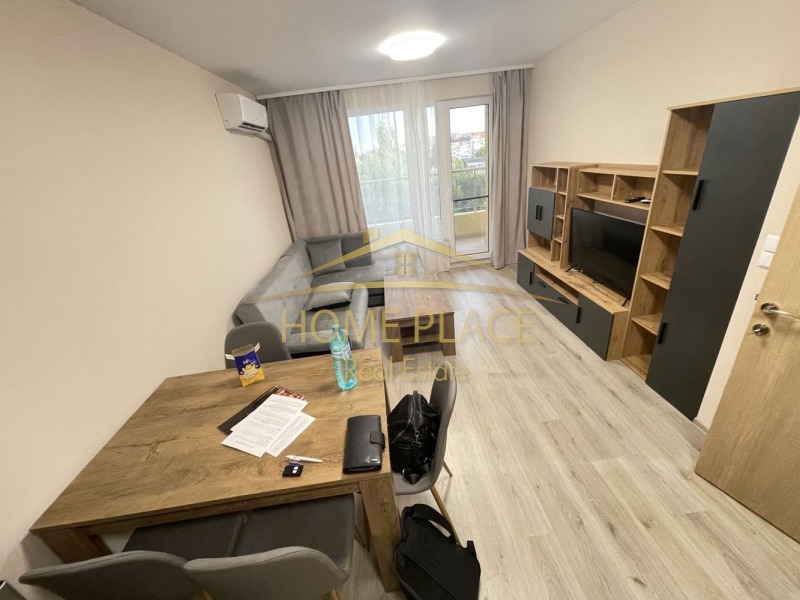 Zu vermieten  1 Schlafzimmer Warna , Pobeda , 65 qm | 81417420 - Bild [2]