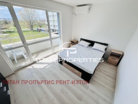 1 quarto k.k. Slantchev briag, região Burgas