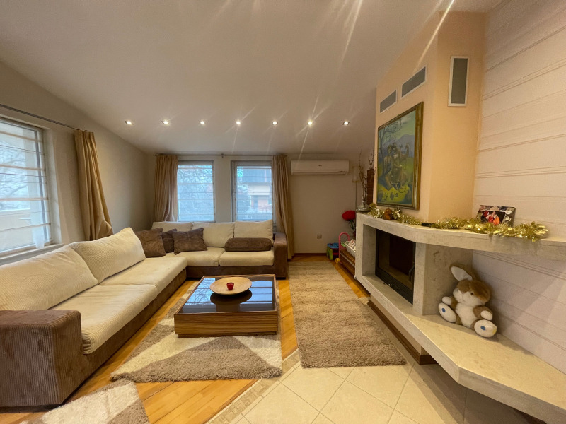 Издаје се  2 спаваће собе Софија , Драгалевци , 135 м2 | 99174557 - слика [10]