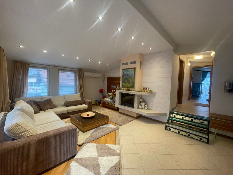 Издаје се  2 спаваће собе Софија , Драгалевци , 135 м2 | 99174557 - слика [9]