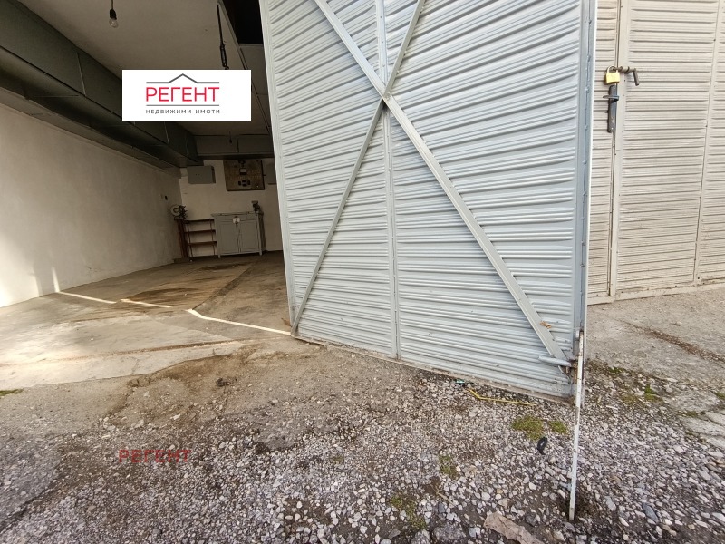 Дава под наем ГАРАЖ, ПАРКОМЯСТО, гр. Габрово, Младост, снимка 3 - Гаражи и паркоместа - 52574220