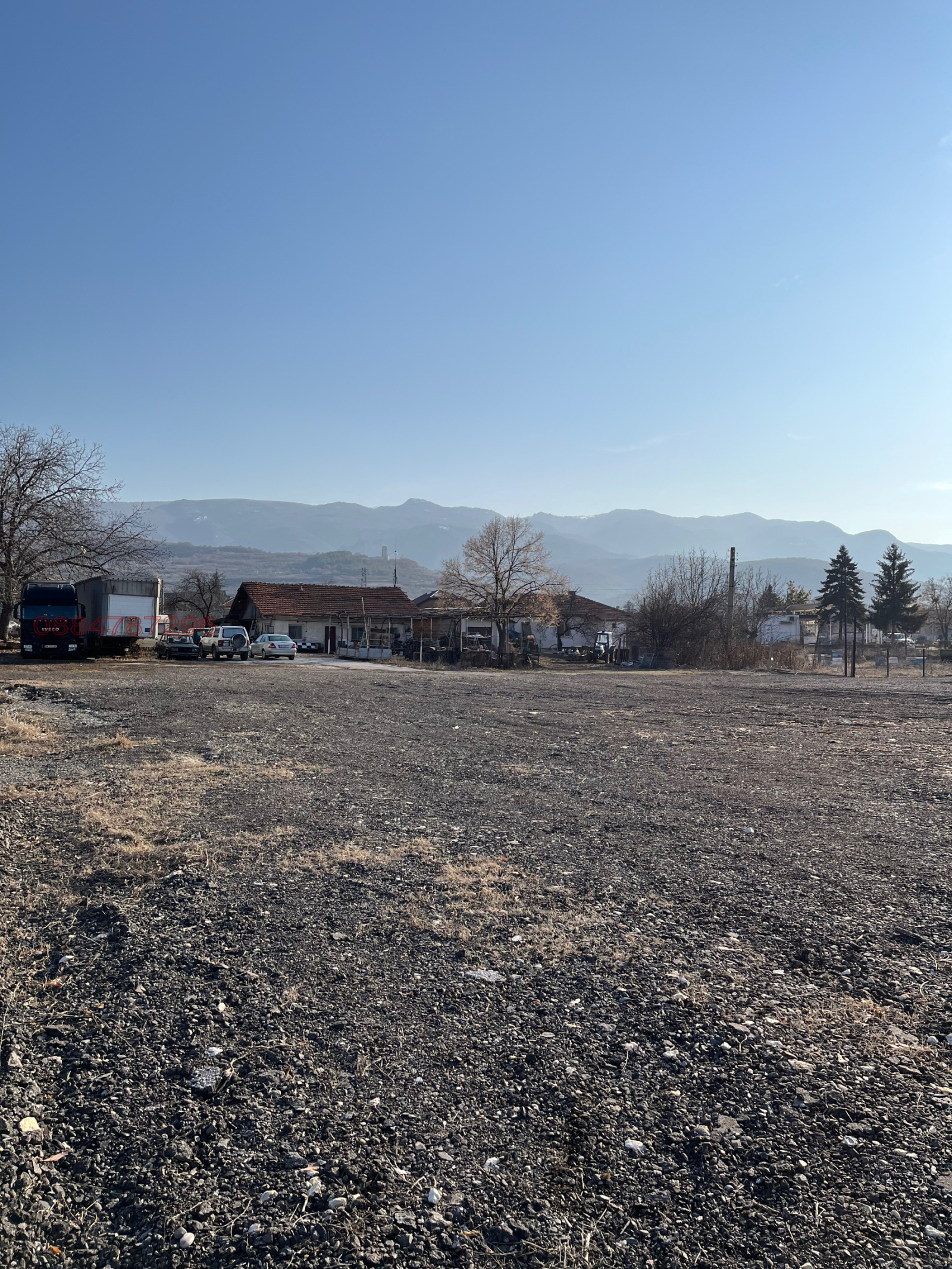 Дава под наем МЯСТО, гр. Перущица, област Пловдив, снимка 3 - Парцели - 53814185