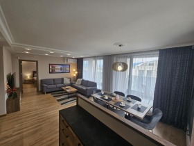3-стаен град София, Кръстова вада