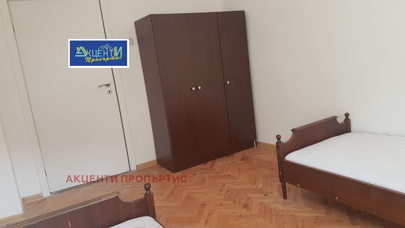 Дава под наем  3-стаен град Велико Търново , Център , 95 кв.м | 78817043 - изображение [12]