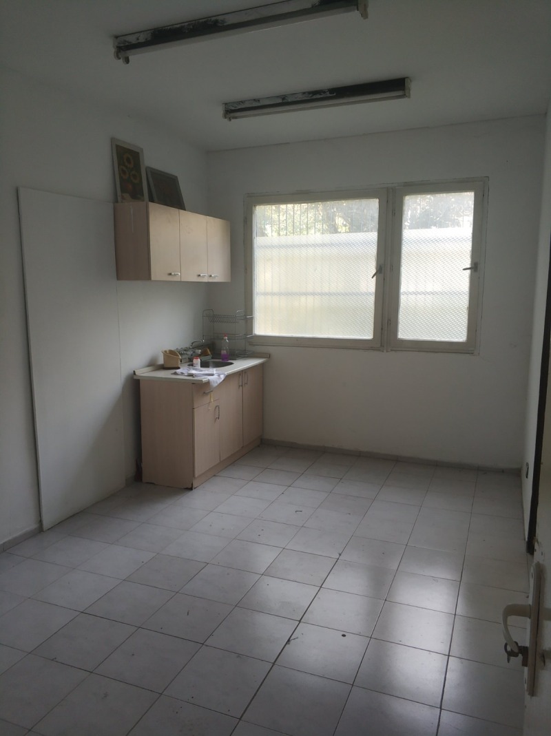 Do wynajęcia  Biuro Sofia , Zapaden park , 300 mkw | 86715776 - obraz [9]