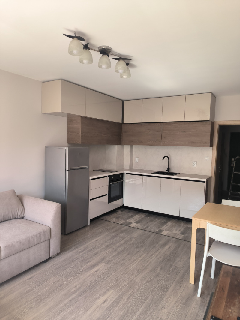 Til leje  1 soveværelse Sofia , Zona B-18 , 70 kvm | 52856281