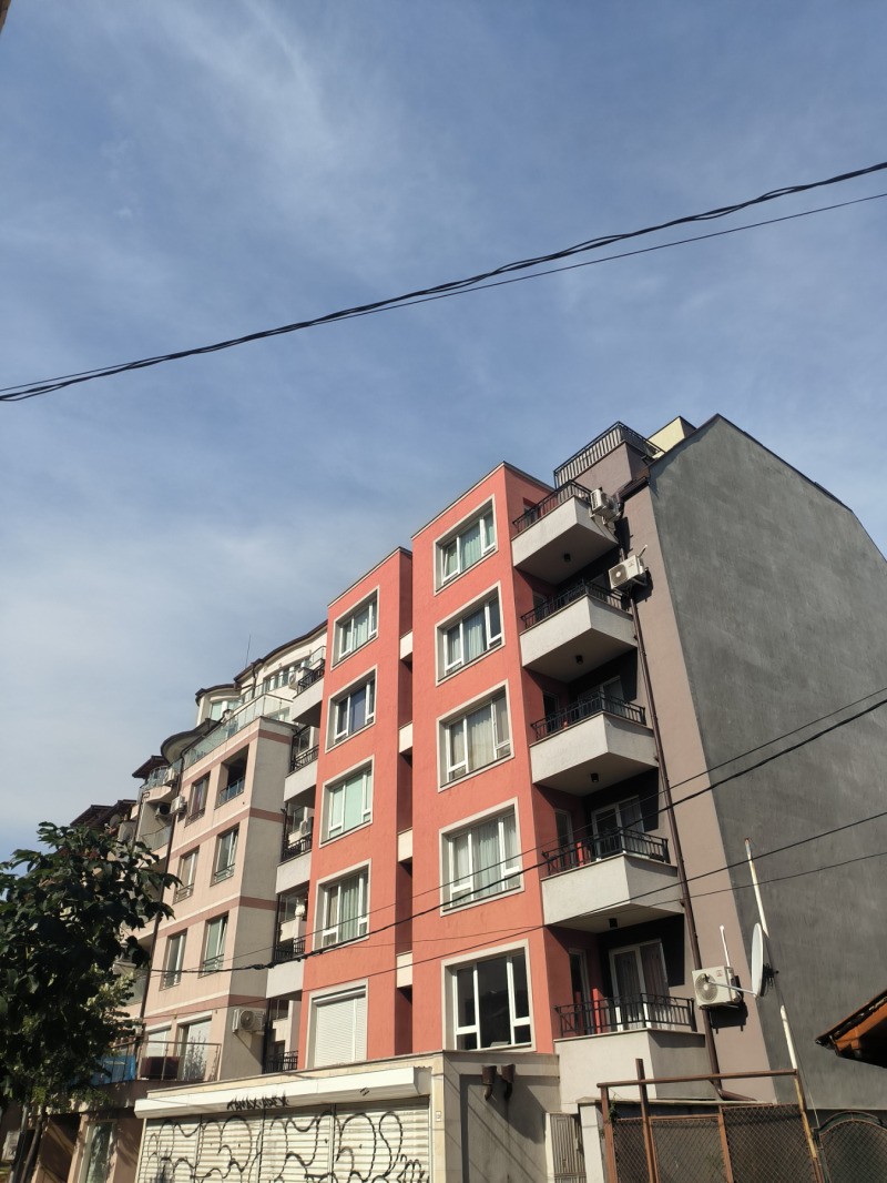 Til leje  1 soveværelse Sofia , Zona B-18 , 70 kvm | 52856281 - billede [10]