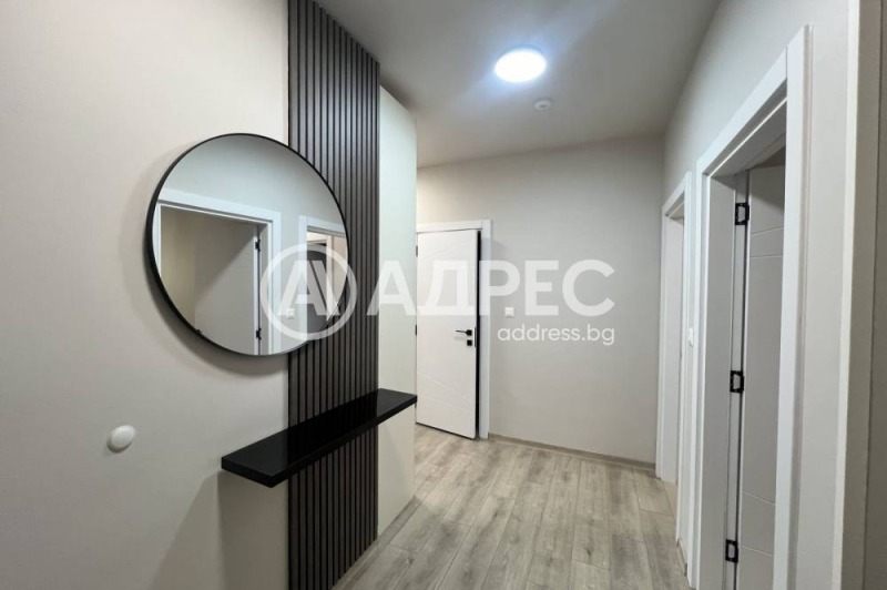 Дава под наем 3-СТАЕН, гр. София, Хладилника