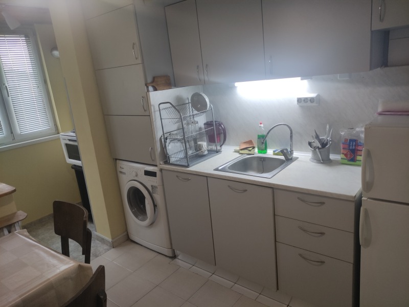 Дава под наем  3-стаен град София , Гоце Делчев , 86 кв.м | 84533308