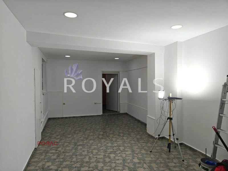 Дава под наем ОФИС, гр. Варна, Колхозен пазар