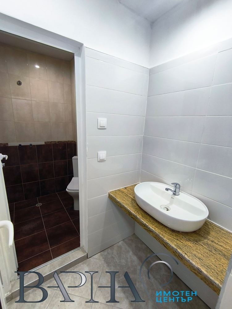 Дава под наем ОФИС, гр. Варна, Трошево, снимка 11 - Офиси - 53160466