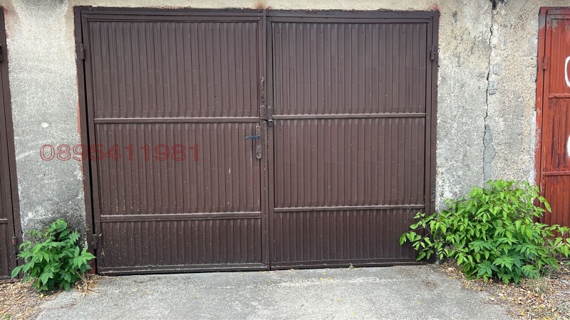 Дава под наем ГАРАЖ, ПАРКОМЯСТО, гр. Ямбол, Център