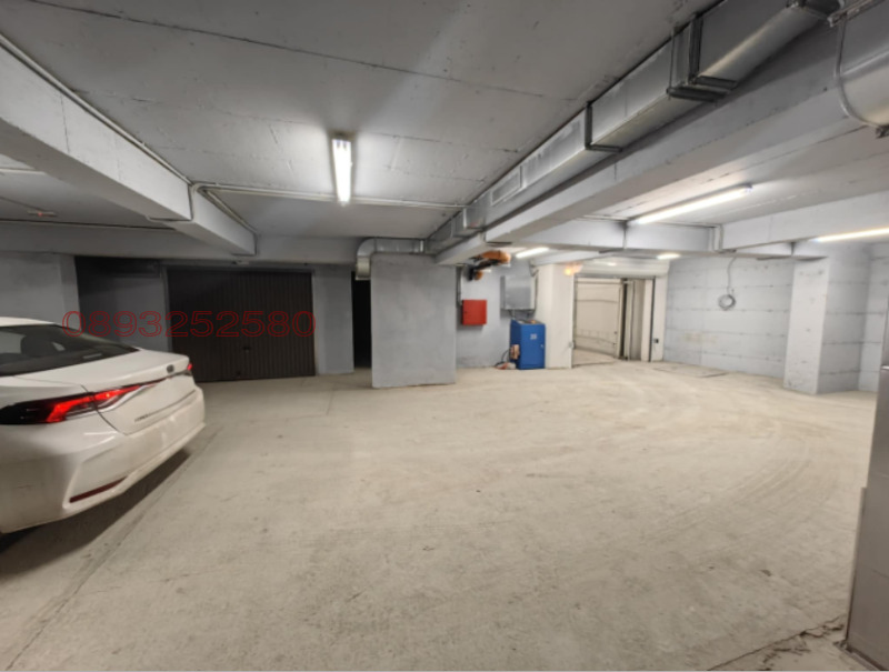 Дава под наем ГАРАЖ, ПАРКОМЯСТО, гр. Варна, Колхозен пазар, снимка 2 - Гаражи и паркоместа - 53057839