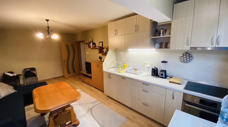 Til leje  1 soveværelse Burgas , Izgrev , 45 kvm | 69017766 - billede [2]
