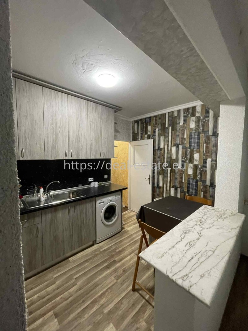 Издаје се  1 спаваћа соба Благоевград , Струмско , 41 м2 | 83297094