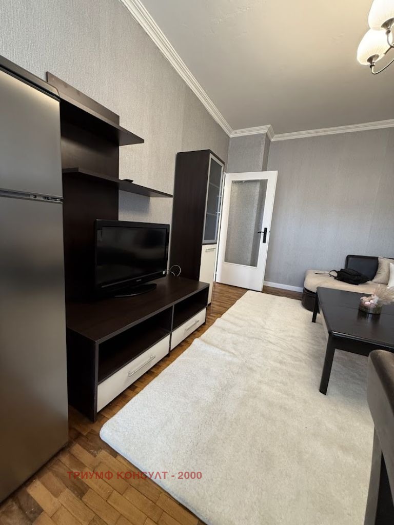 Дава под наем 2-СТАЕН, гр. София, Света Троица, снимка 4 - Апартаменти - 53082418