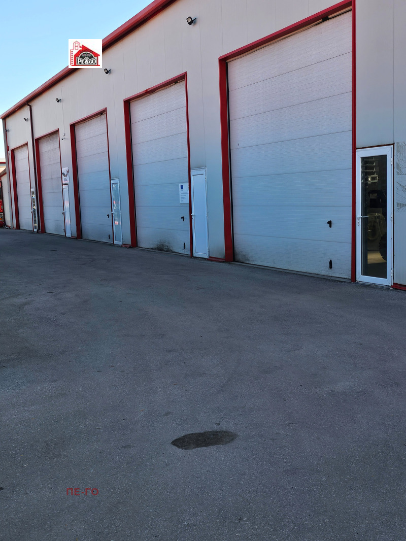 Дава под Наем ПРОМ. ПОМЕЩЕНИЕ в град Пазарджик, Запад - 110 кв.м / 409.03 € » 800 лв., ПЕ-ГО