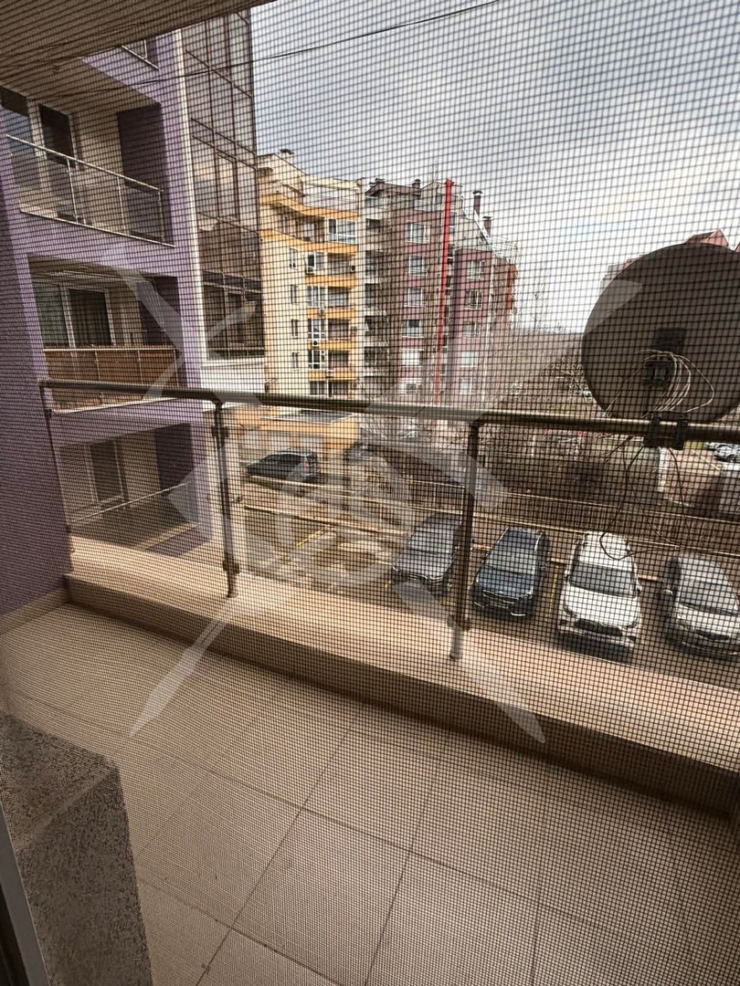 ���� ��� ���� 2-����� | Imot.bg � ����������� 13