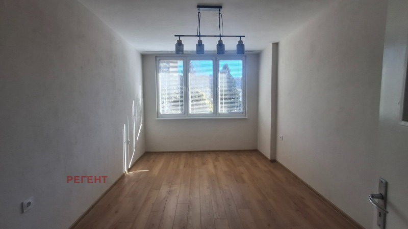 Дава под наем 3-СТАЕН, гр. Габрово, Център