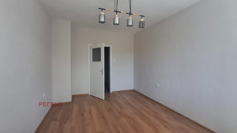 Дава под наем 3-СТАЕН, гр. Габрово, Център, снимка 4 - Апартаменти - 53315521