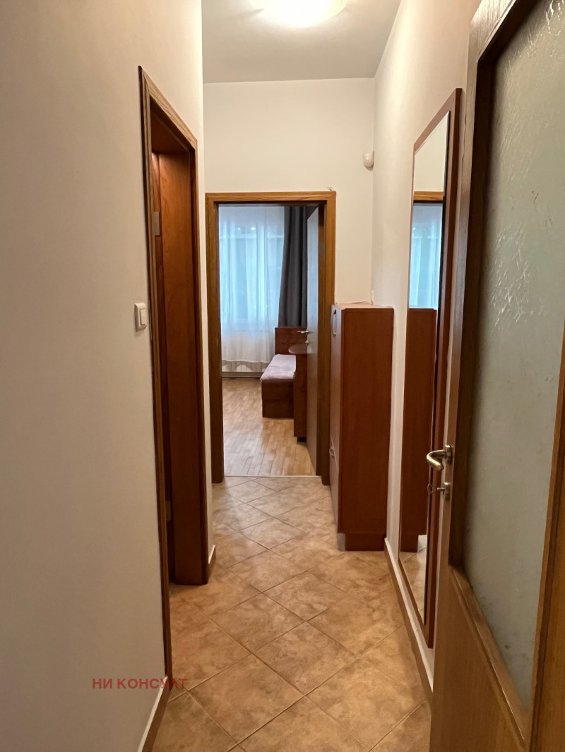 Издаје се  1 спаваћа соба Софија , Центар , 55 м2 | 68923125 - слика [14]