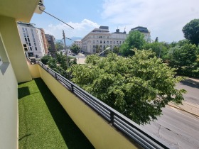 ���� ��� ���� 3-����� | Imot.bg � ����� ������ 8