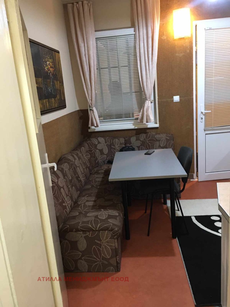 Kiadó  1 hálószoba Plovdiv , Centar , 40 négyzetméter | 61471978 - kép [5]