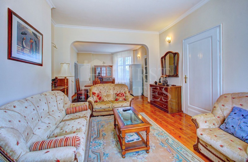 Издаје се  1 спаваћа соба Софија , Докторски паметник , 77 м2 | 96928330 - слика [3]
