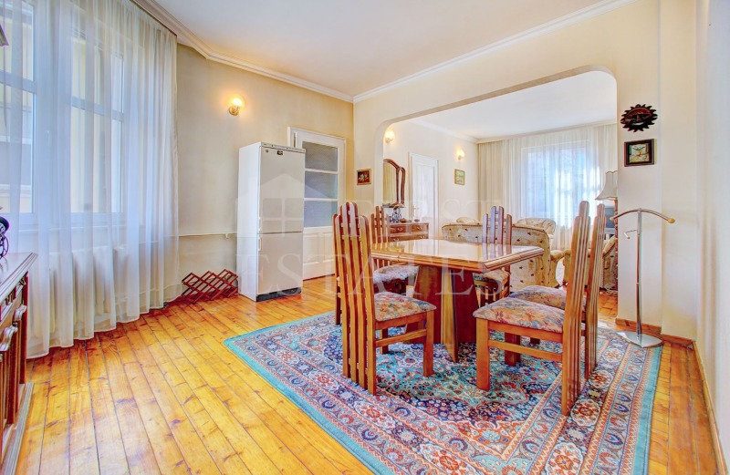 Издаје се  1 спаваћа соба Софија , Докторски паметник , 77 м2 | 96928330 - слика [4]