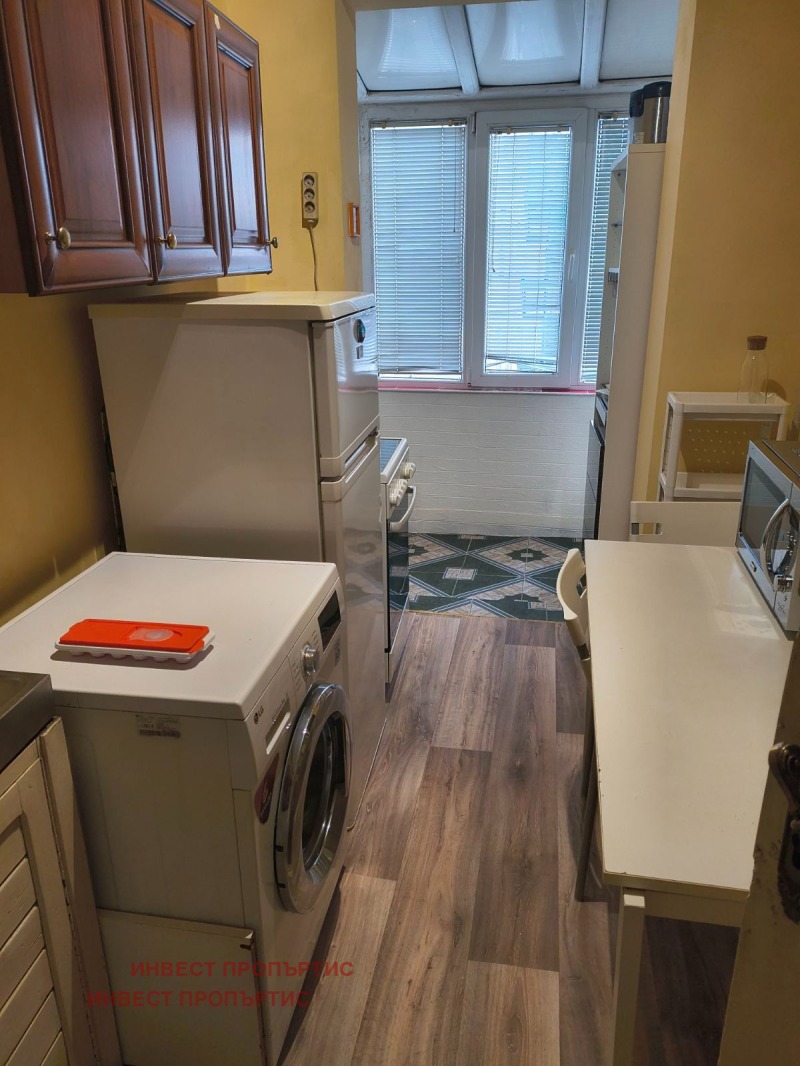 Издаје се  1 спаваћа соба Софија , Центар , 60 м2 | 12508134 - слика [10]