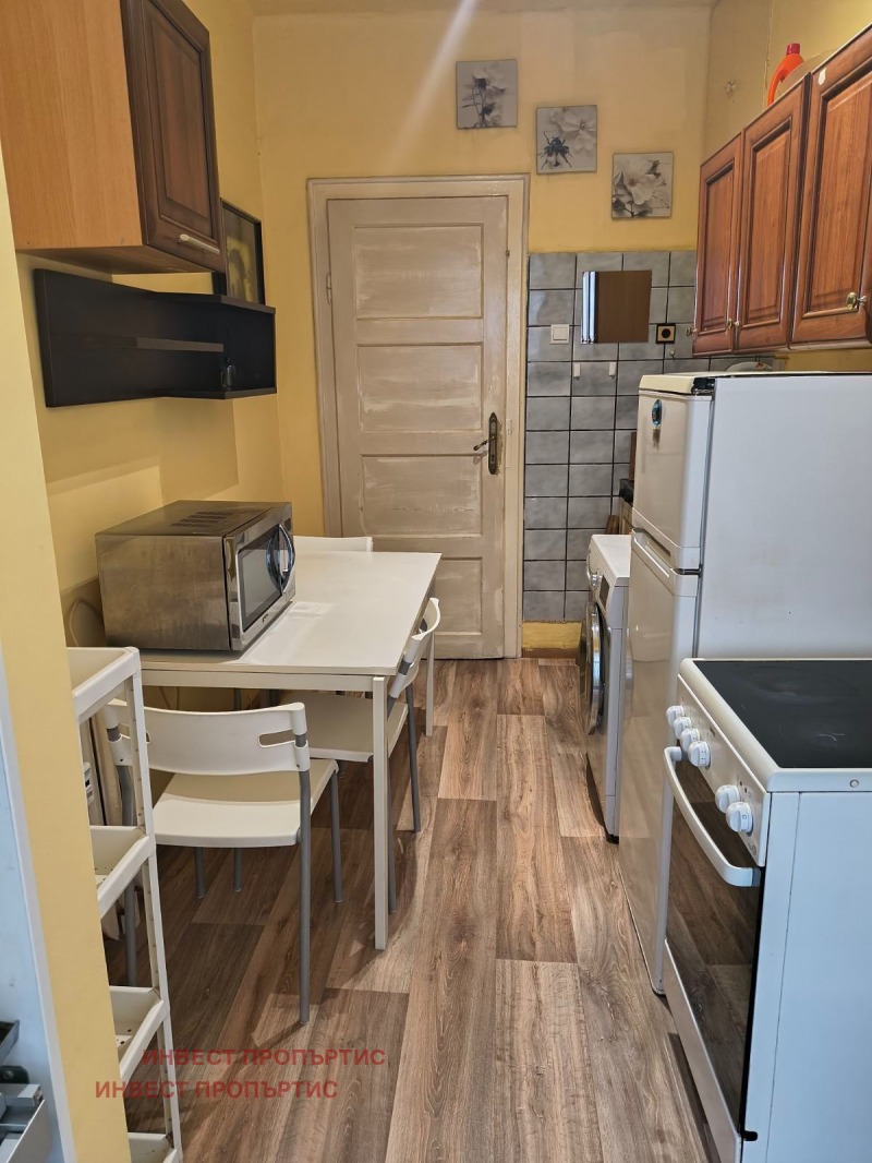 Издаје се  1 спаваћа соба Софија , Центар , 60 м2 | 12508134 - слика [9]