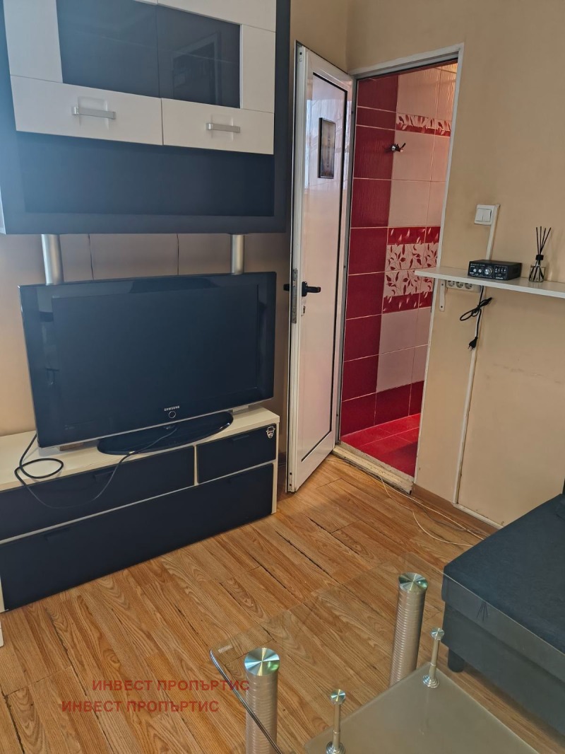 Издаје се  1 спаваћа соба Софија , Центар , 60 м2 | 12508134 - слика [3]