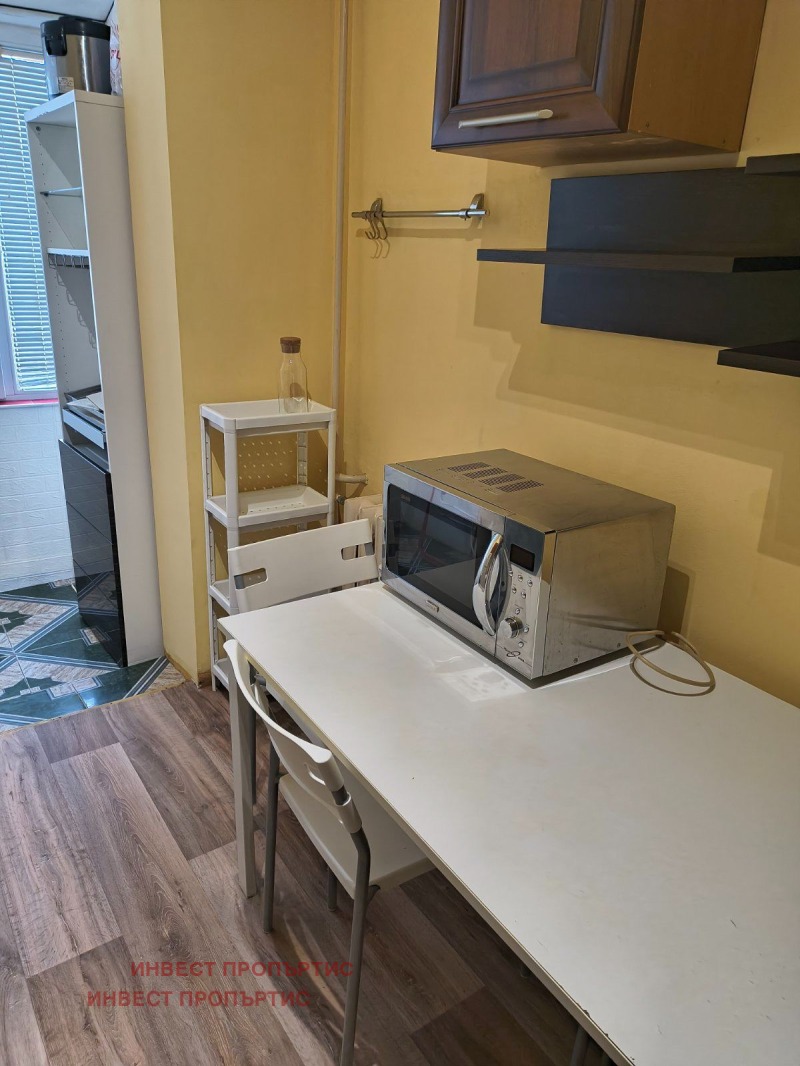 Издаје се  1 спаваћа соба Софија , Центар , 60 м2 | 12508134 - слика [11]