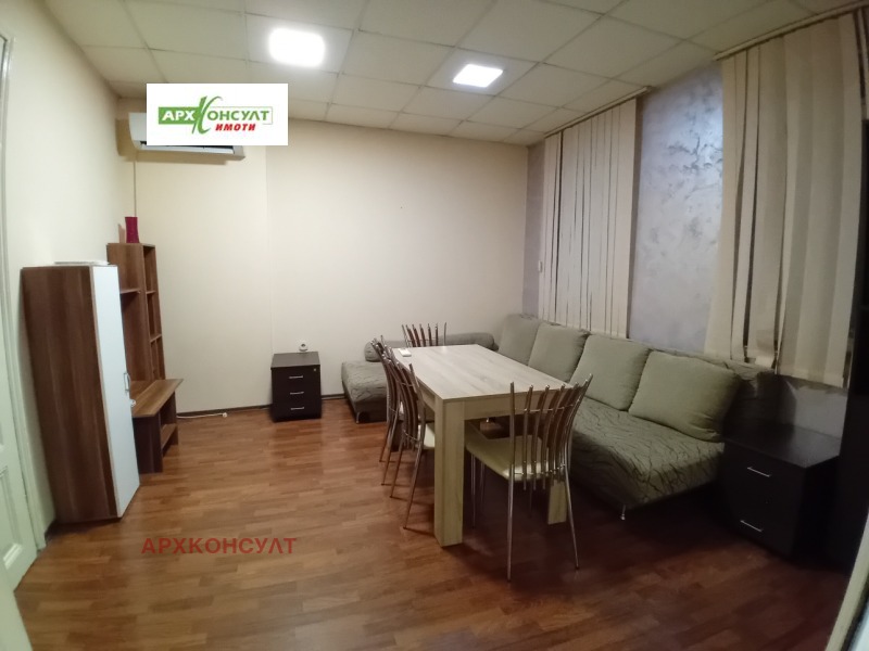 Дава под наем 3-СТАЕН, гр. София, Център