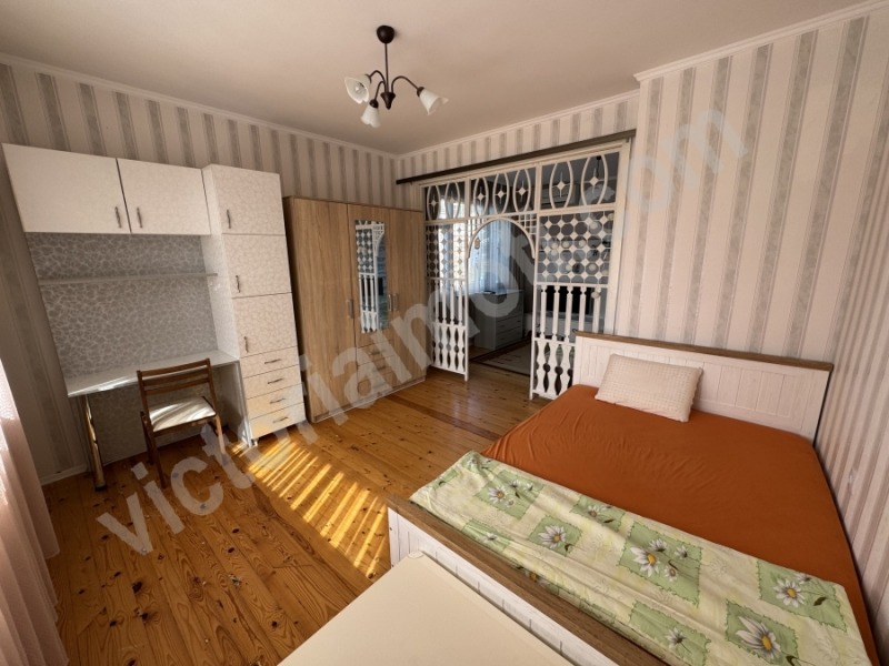 Дава под наем 3-СТАЕН, гр. Велико Търново, Център, снимка 2 - Апартаменти - 53535077