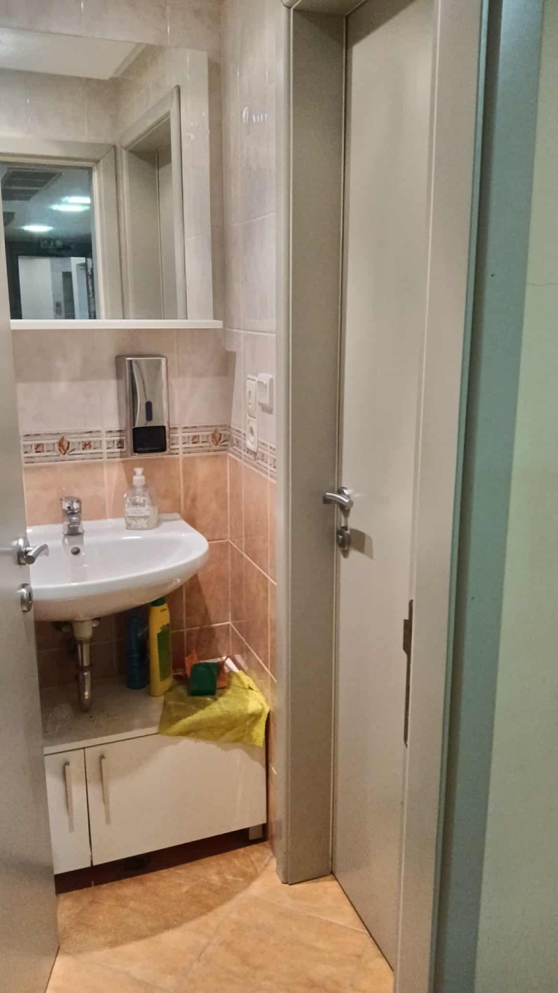 Дава под наем  Офис град София , Център , 130 кв.м | 93753907 - изображение [11]