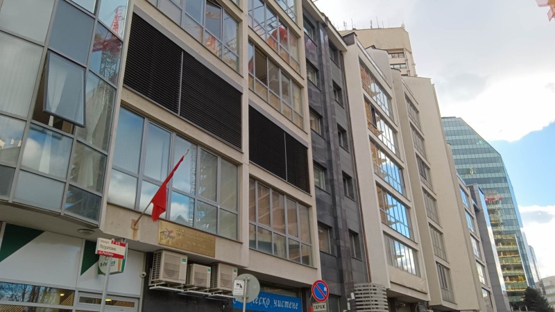 Дава под наем  Офис град София , Център , 130 кв.м | 93753907