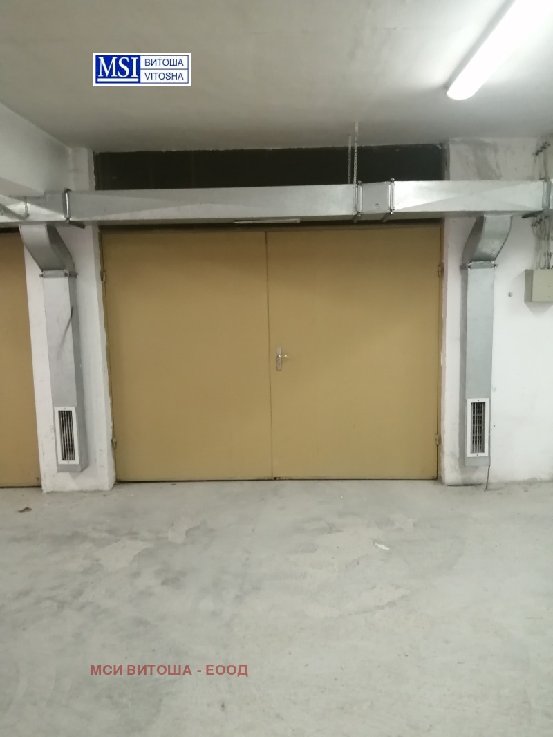 For Rent  Garage Sofia , Vitosha , 30 sq.m | 46298772
