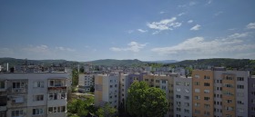 1 спаваћа соба Бузлуджа, Велико Тарново 8