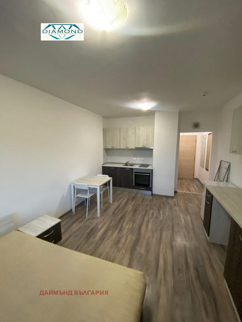 Para alugar  Estúdio Sofia , Studentski grad , 35 m² | 49100194